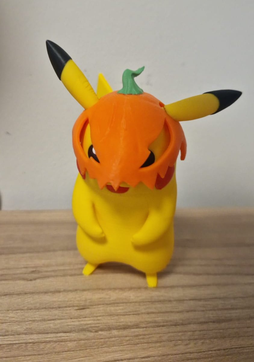 Halloween Pikachu